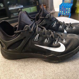 Nike Zoom Basketball Shoes